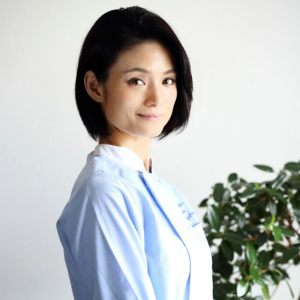 青山志穂
